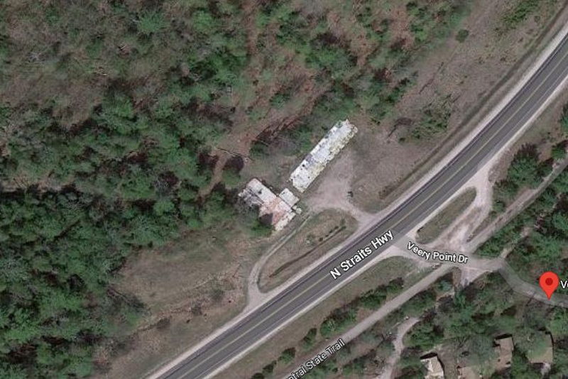 Veery Point Lodge (Veery Point Motel, Veery Point Hotel, Veery Point Resort) - 2022 Aerial (newer photo)